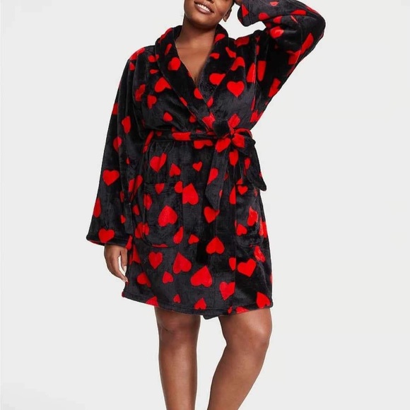 Victoria Secret Plush Robe size XL/XXL NWT - Picture 2 of 6